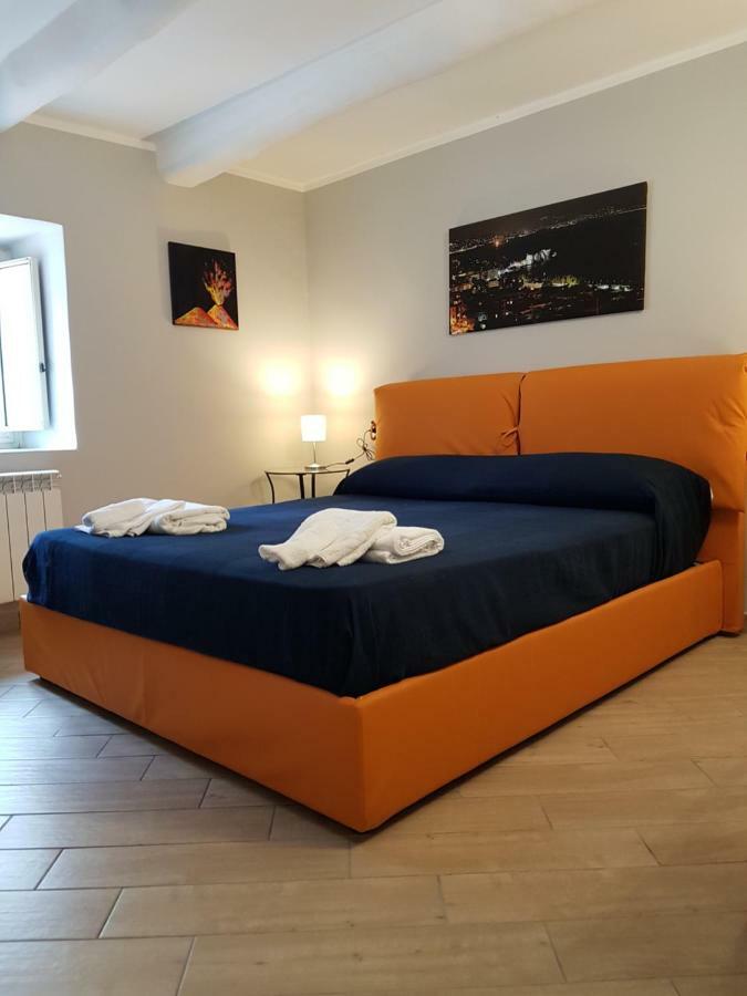 La Casa Di Abbi Apartment Naples Luaran gambar